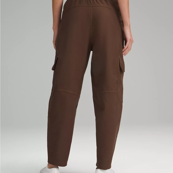 Lululemon Light Utilitech Cargo Pocket High-Rise Pant Sz.27 - Picture 3 of 5